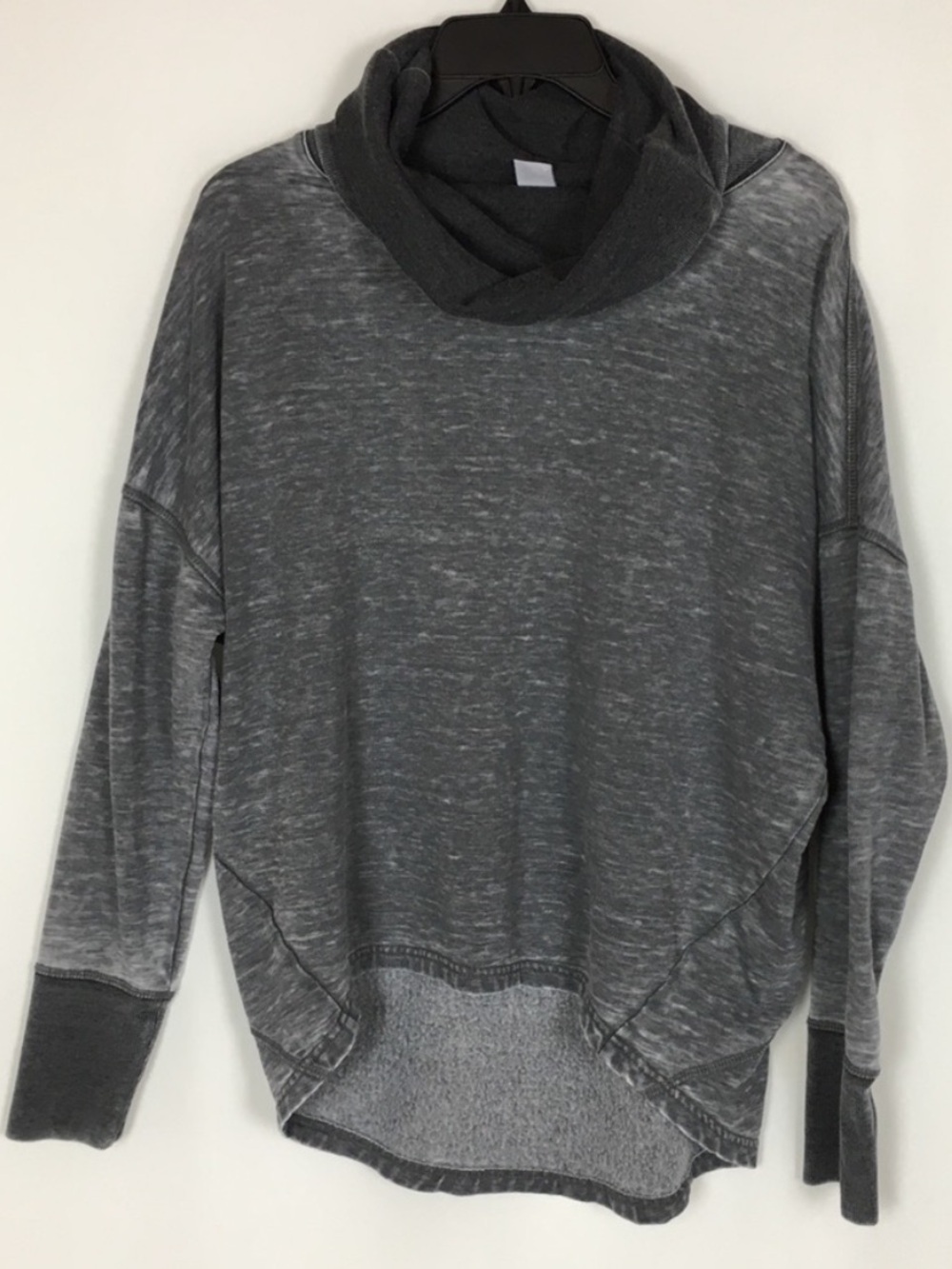 Te Verde gray cotton blend long sleeve cowl neck sweater top